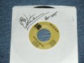 DON LEE WILSON -  SEATTLE IN THE RAIN / HOW CAN I HELP YOU, GIRL ?      1968  US ORIGINAL 7 Single 