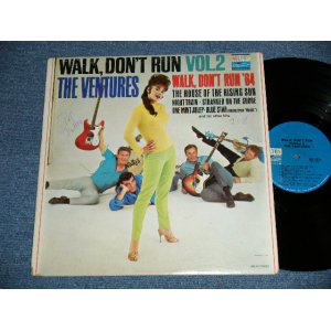 画像: WALK DON'T RUN VOL.2 : 2nd press Jacket NON SWEAT SHIRT Version  1965 US AMERICA ORIGINAL "BLUE with BLACK PRINT Label"  MONO