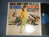 画像: WALK DON'T RUN VOL.2 : SWEAT SHIRT Version（1st PressＶersion)   1964 US AMERICA ORIGINAL "DARK BLUE with SILVER PRINT Label"  MONO