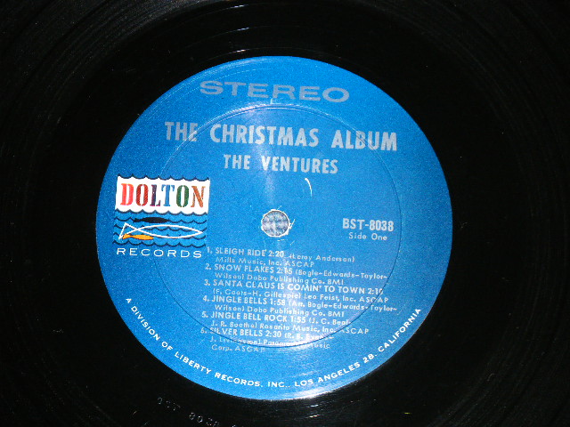 画像: THE CHRISTMAS ALBUM       1965 Version DARK BLUE with SILVER PRINT Label  STEREO 