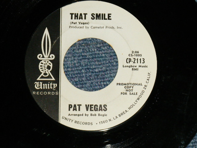 画像1: PAT VEGAS ( Arranged  by BOB BOGLE of THE VENTURES ) - THAT SMILE / THE BEST GIRL IN THE WORLD : 1964? US AMERICA ORIGINAL "WHITE LABEL PROMO" Used 7"Single