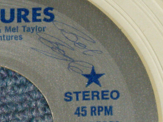 画像1: A) VENTURES 25 B) BLUE DOWN  with "BOB BOGLE" Autographed Singed :  1981 US AMERICA ORIGINAL "CRYSTAL CLEAR WAX"