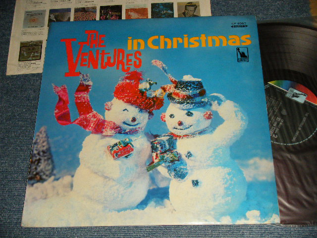 画像1: - THE VENTURES IN CHRISTMAS ベンチャーズ・イン・クリスマス    1967 Version? JAPAN REISSUE "2nd Label COLOR LIBERTY"  /  RED WAX 