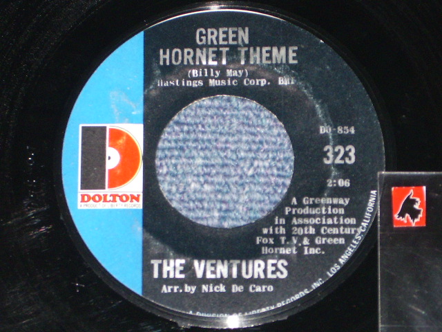 画像1: GREEN HORNET THEME / FUZZY AND WILD   "D"mark on LEFT Label　
