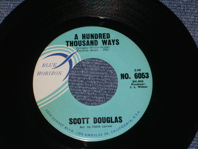 画像1: SCOTT DOUGLAS ( BOB BOGLE & DON WILSON  of THE VENTURES ) -  A HUNDRED THOUSAND WAYS / PRETENDING    1960  US ORIGINAL 